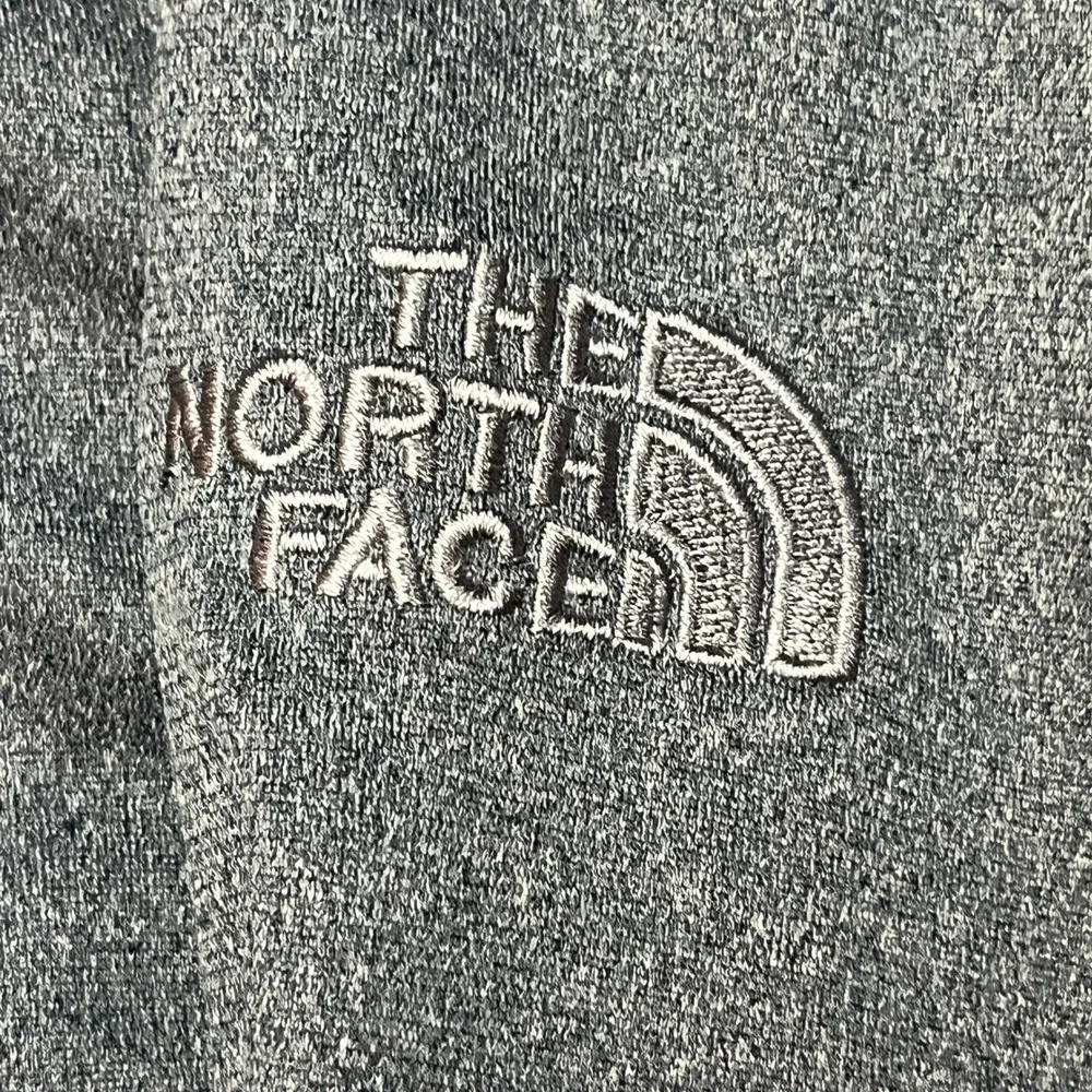 The North Face Pullover Mens‎ Large Gray Deep Eddy Vodka 1/4 Zip NF0A3LHB Fleece